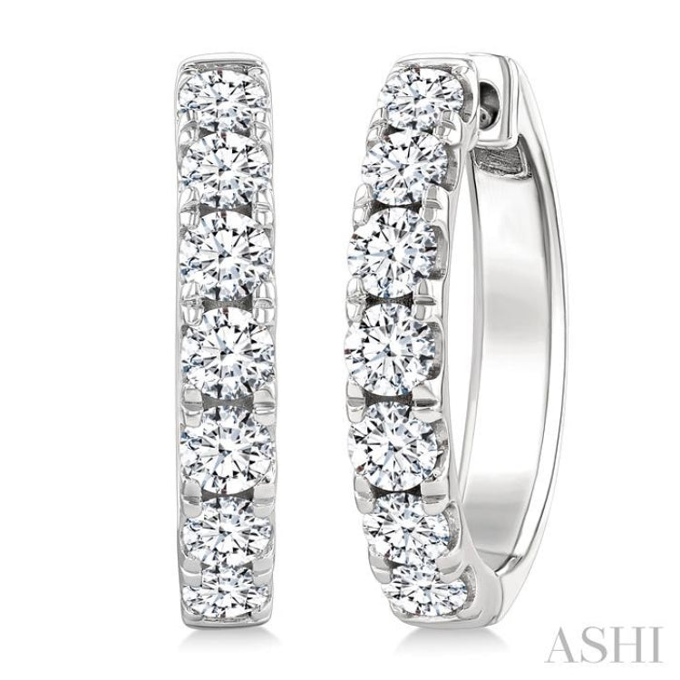 1 1/2 Ctw Round Cut Diamond Hoop Earrings in 14K White gold