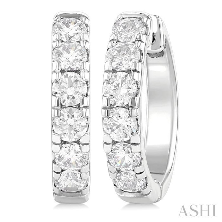1 1/2 Ctw Round Cut Diamond Hoop Earrings in 14K White Gold