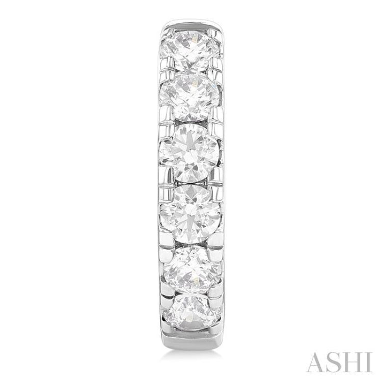 1 1/2 Ctw Round Cut Diamond Hoop Earrings in 14K White Gold