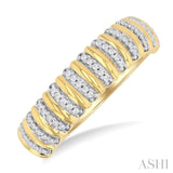 1/6 ctw Ribbed Round Cut Diamond Fashion Ring in 10K Yellow Gold