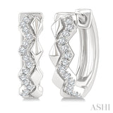 1/10 Ctw Round Cut Diamond Geometric Petite Huggie Earrings in 10K White Gold