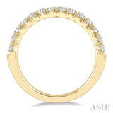 1/2 ctw Round Cut Diamond Wedding Band in 14K Yellow Gold