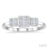1/4 Ctw Past, Present & Future Baguette and Round Cut Diamond Fusion Fashion Ring in 14K White Gold