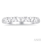 1/3 Ctw Zig Zag Scatter Baguette and Round Cut Diamond Fashion Band in 14K White Gold