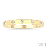 1/4 Ctw Flush Bezel Set Diamond Fashion Band in 14K Yellow Gold