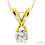 Round Cut Diamond Solitaire Pendant in 14K Yellow Gold with Chain