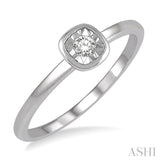 Light Weight Diamond Promise Ring